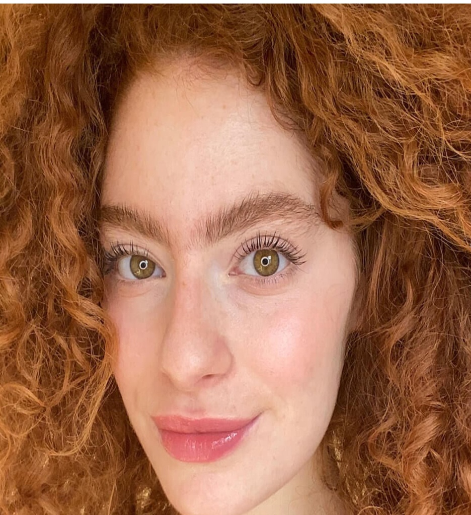 REVOLUTION CONCEAL & DEFINE CONCEALER C2