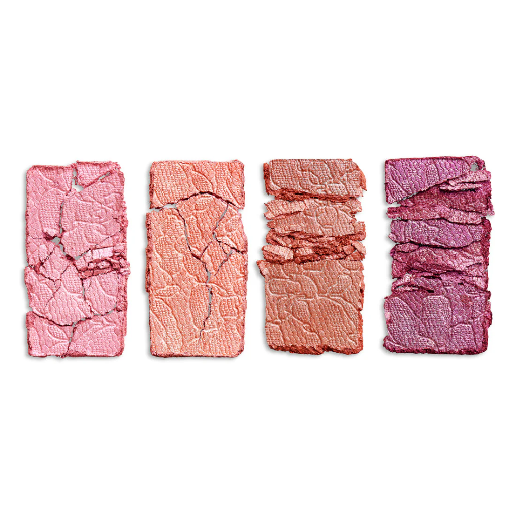 REVOLUTION VINTAGE LACE BLUSH PALETTE