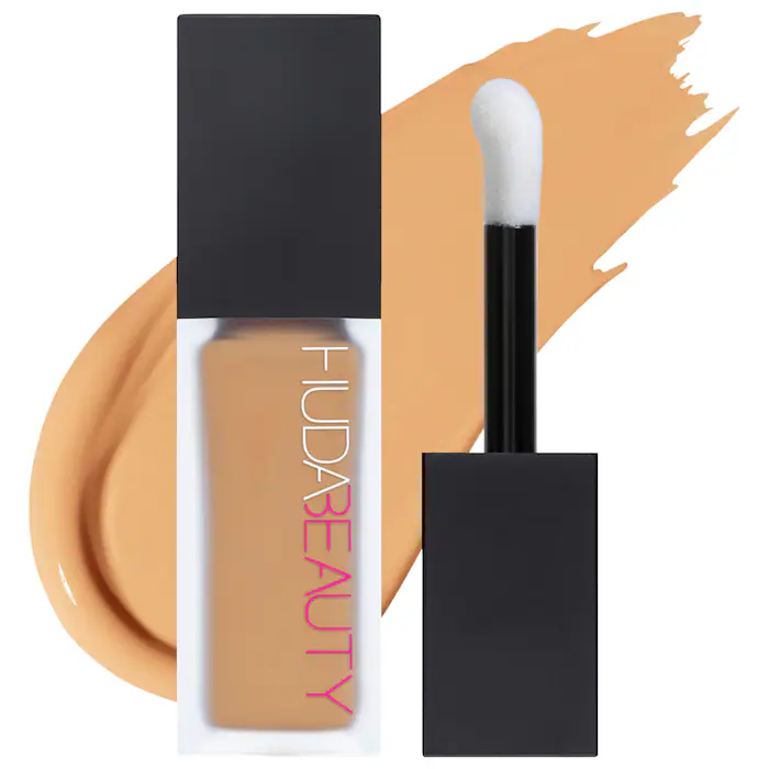 Huda Beauty Faux Filter Concealer Toasted Almond