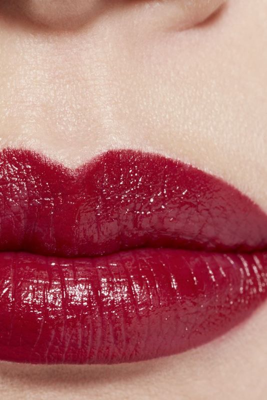 Chanel Rouge Allure 104 Passion