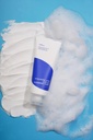 Isntree Hyaluronic Acid Low-pH Cleansing Foam 150ml