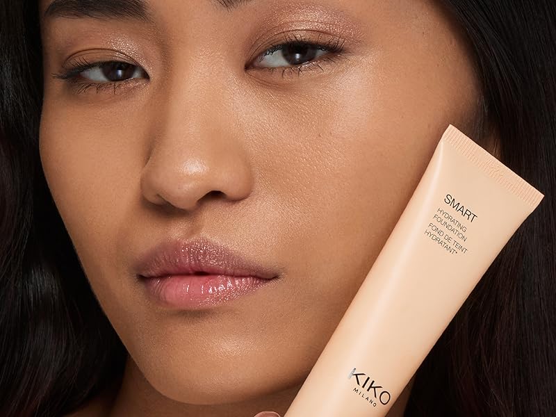 Kiko Milano Smart Hydrating Foundation WR01