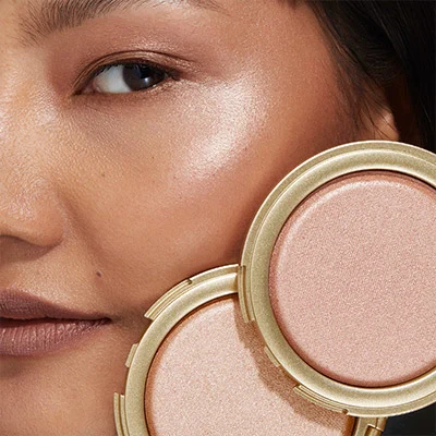 Kiko Milano Holiday Wonderlights Merryglow Highlighter Graceful Rose 01