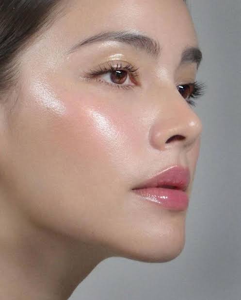 Pixi On The Glow Superglow Highlight Moisture Stick Natura Lustre