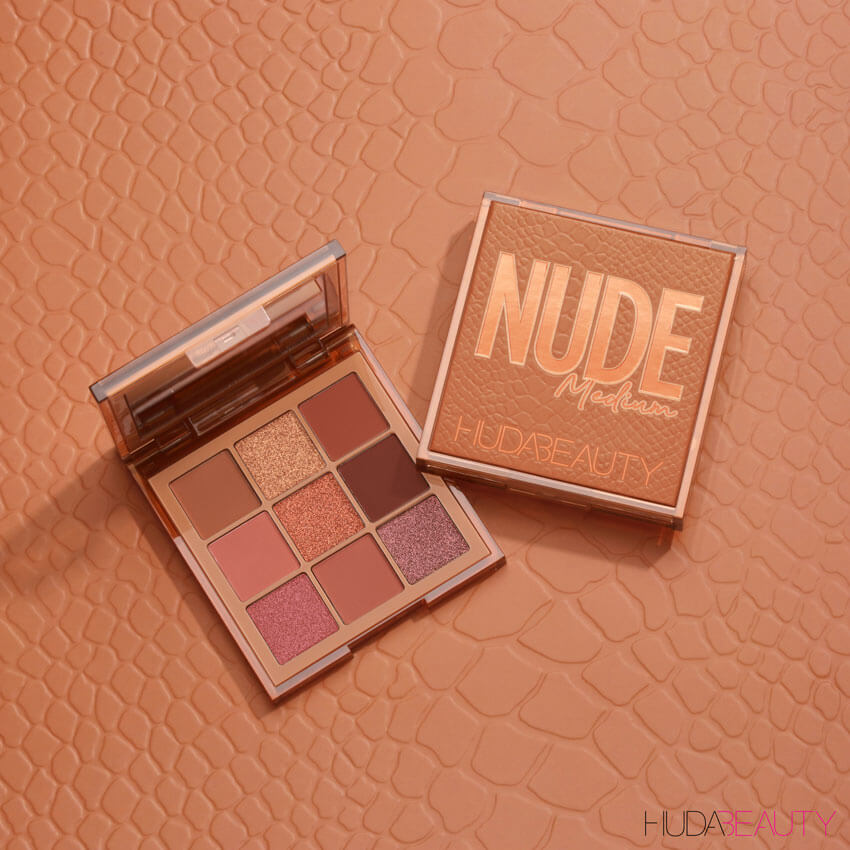 Huda Beauty Eyeshadow Palette Nude Medium 