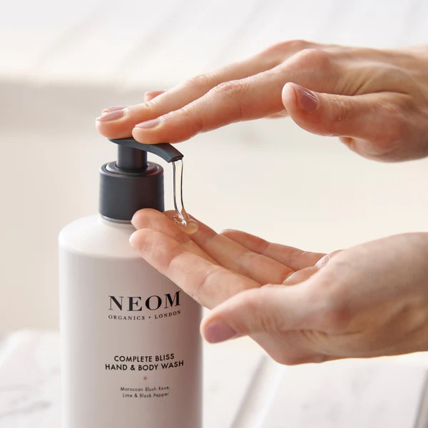 Neom Complete Bliss Hand And Body Lotion 300 ml