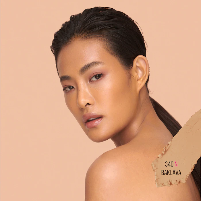 Huda Faux Filter Skin Finish Stick Foundation Baklava