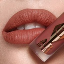 Charlotte Tilbury Airbrush Lip Blur Lipstick Honey Blur