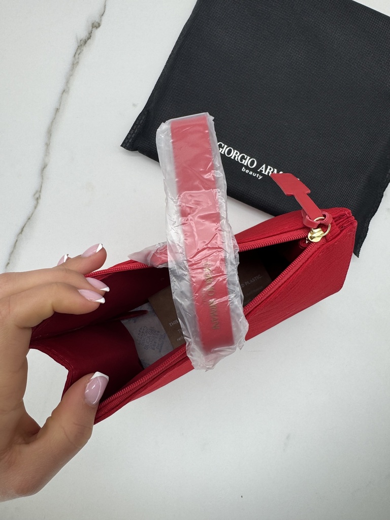 Giorgio Armani Beauty Red Premium Pouch