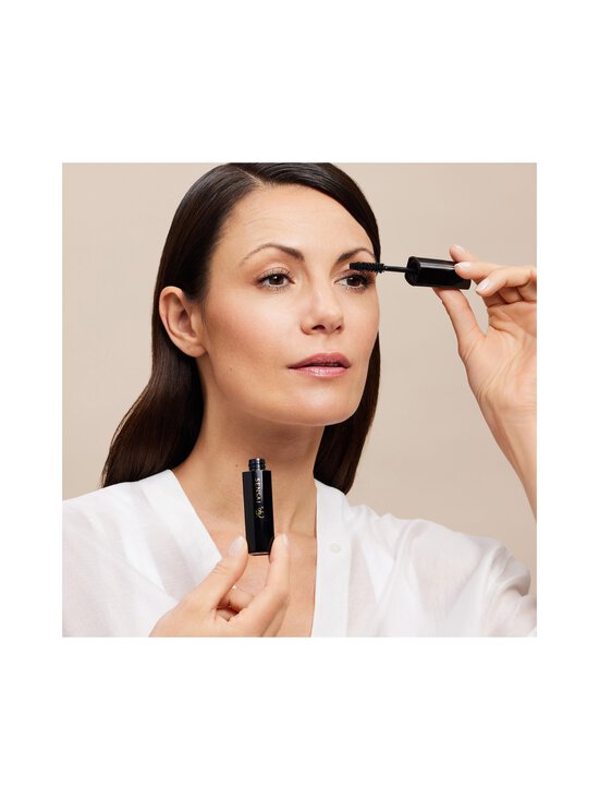 Sensai Mascara Volumising tester