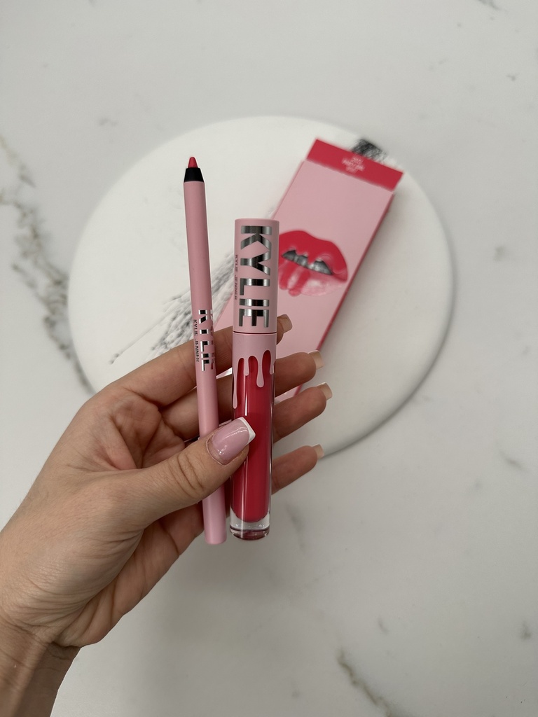 Kylie Cosmetics Lip Kit 203 Party Girl Velvet