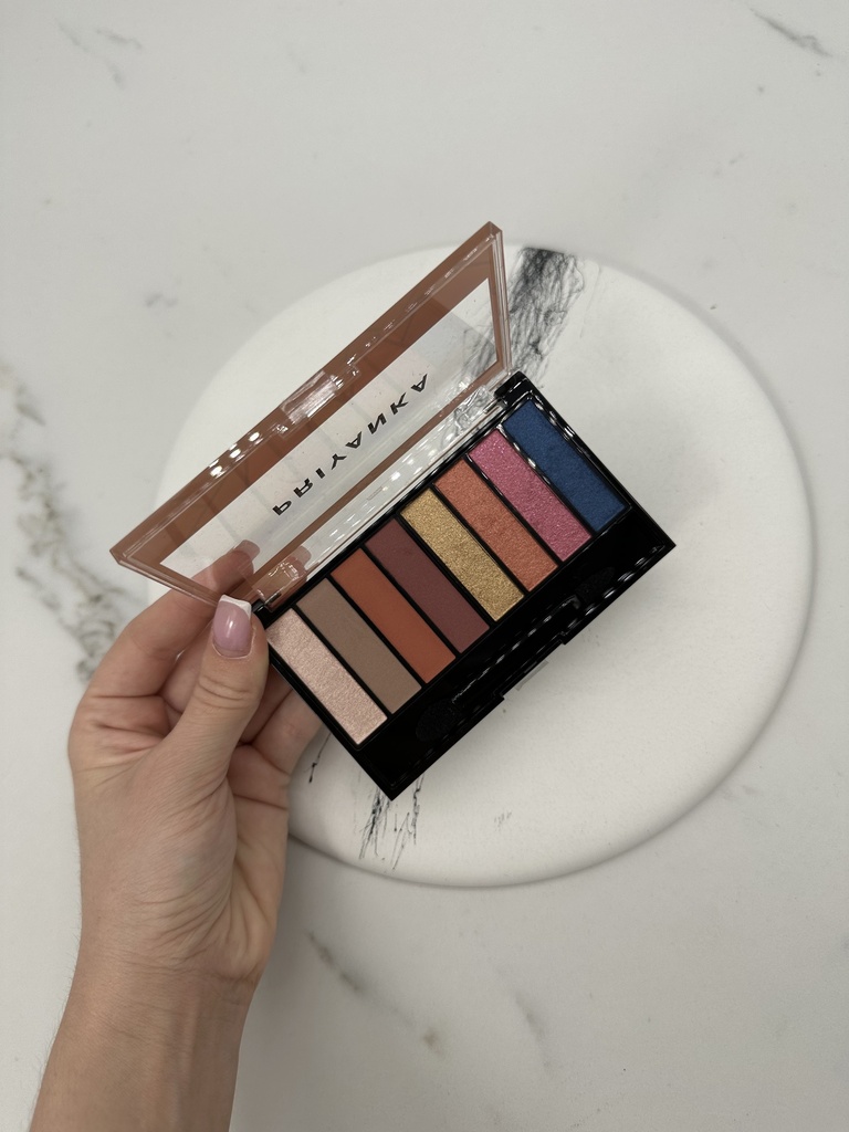 Max Factor X Priyanka Eyeshadow Palette