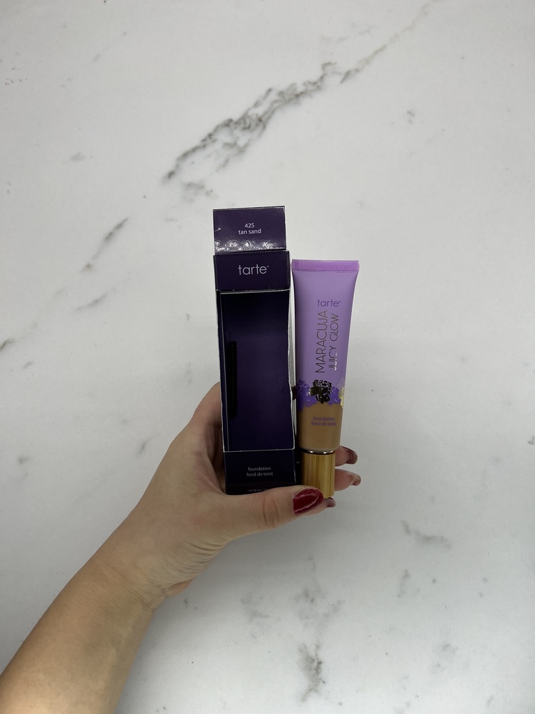 Tarte Maracuja Juicy Glow Foundation 42S