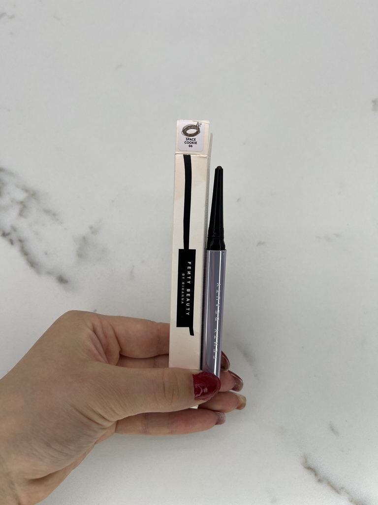 Fenty Flypencil Space Cookie 06