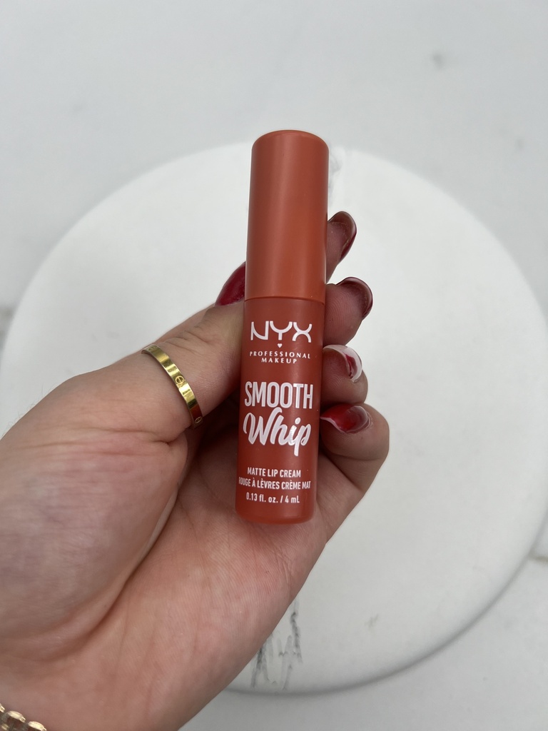 Nyx Smooth Wip Matte Lip Cream Pushin Cushion Pa Kuti