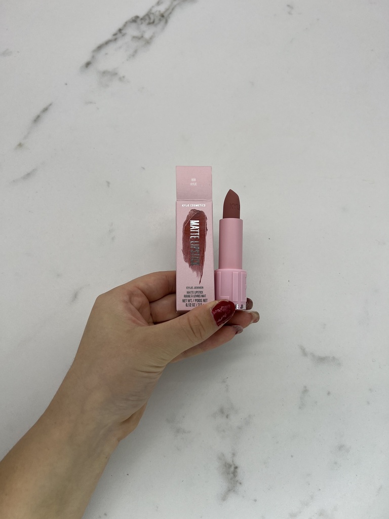 Kylie Cosmetics Matte Lipstick 808 Kylie