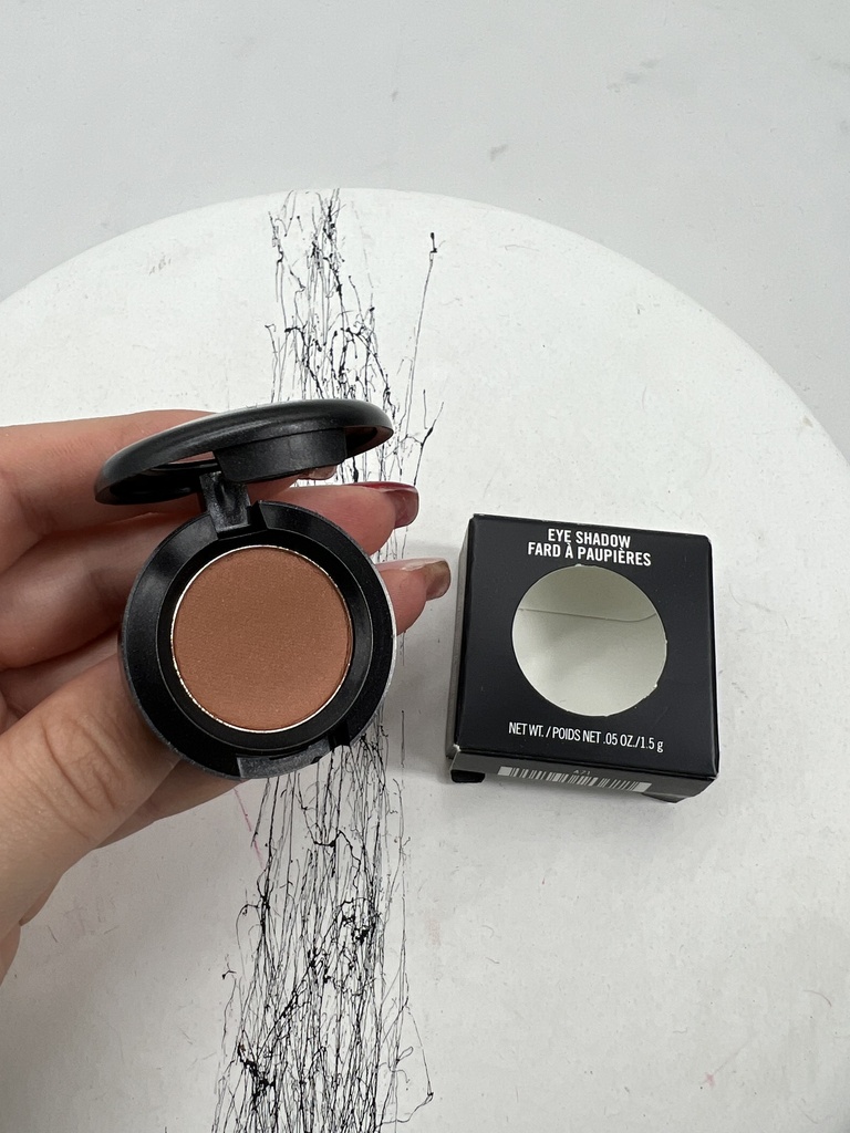 Mac Single Eyeshadow Texture Velvet