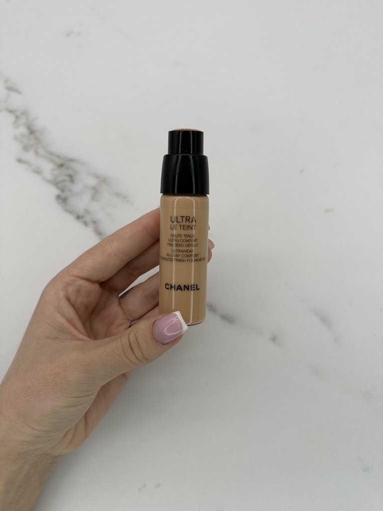 Chanel Ultra Le Teint Flawless Finish Foundation Tester 20 ml B30