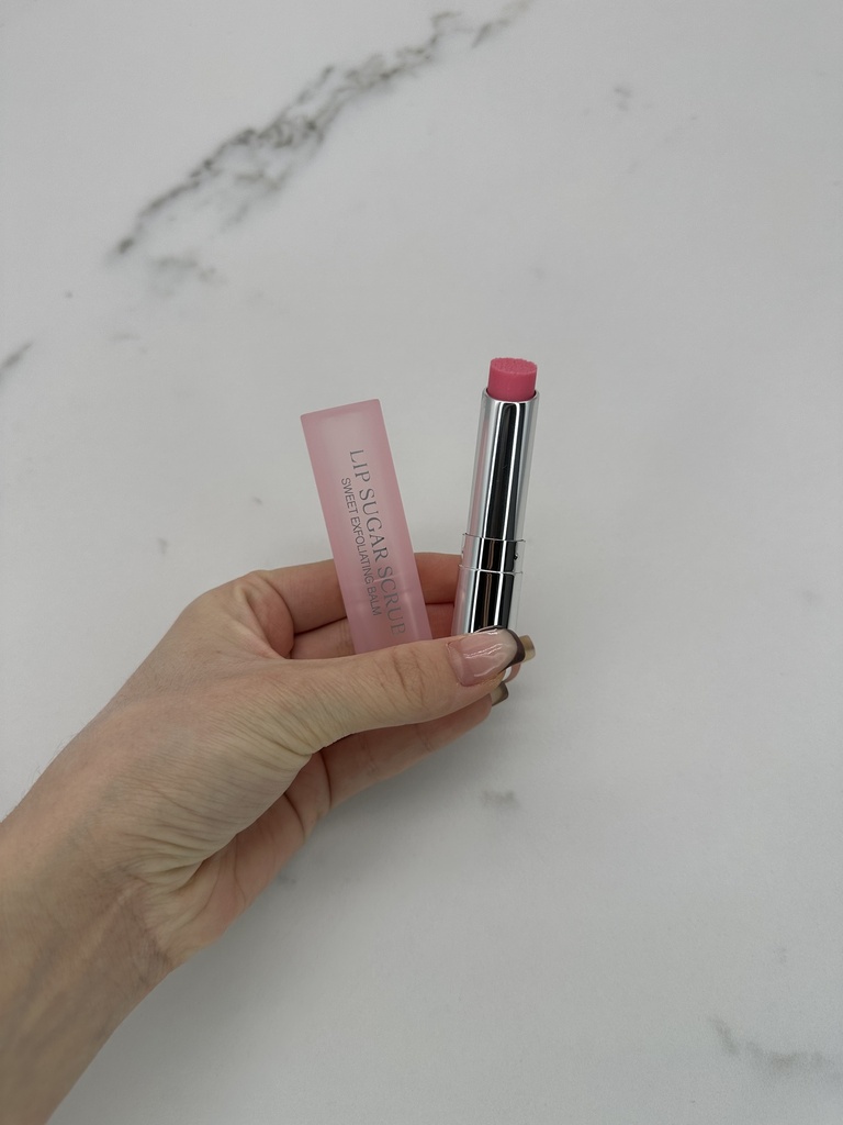 Dior Addict Lip Sugar Scrub Pa Kuti 001