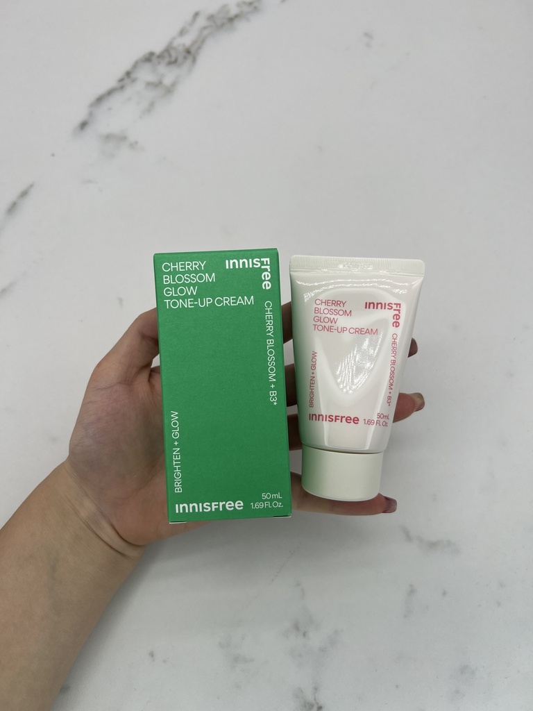 Innisfree Cherry Blossom Glow Tone-Up Cream