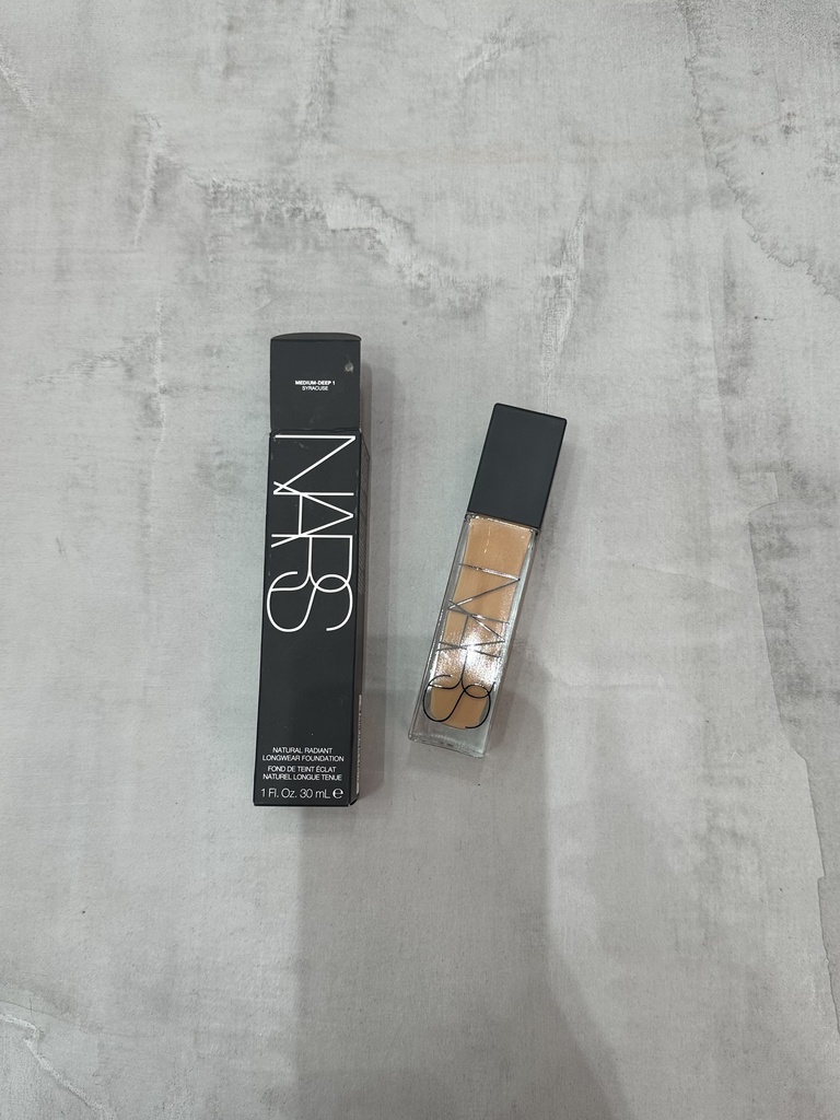 Nars Natural Radiant Longwear Foundation Syracuse 