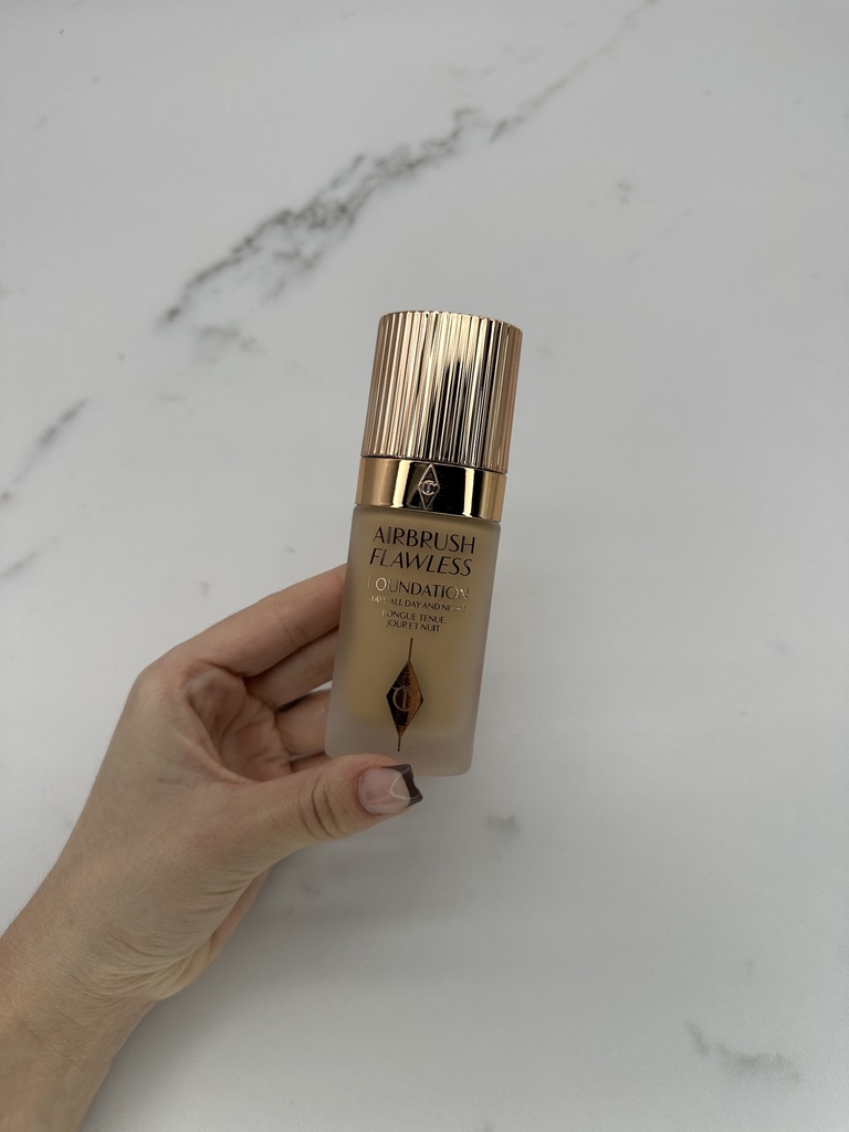 Charlotte Tilbury Airbrush Flawless Foundation Pa Sticker Pa Kuti