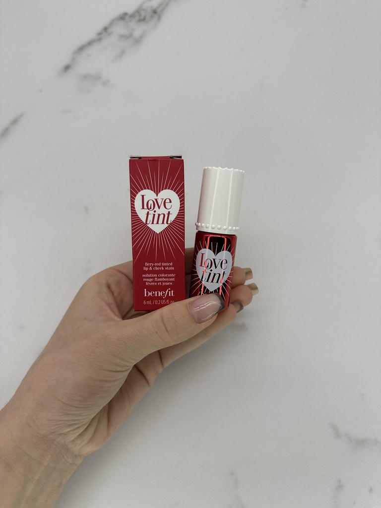 Benefit Love Tint