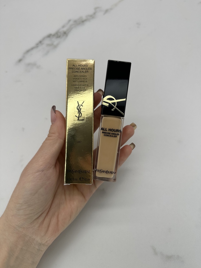 YSL All Hours Precise Angles Concealer LW7