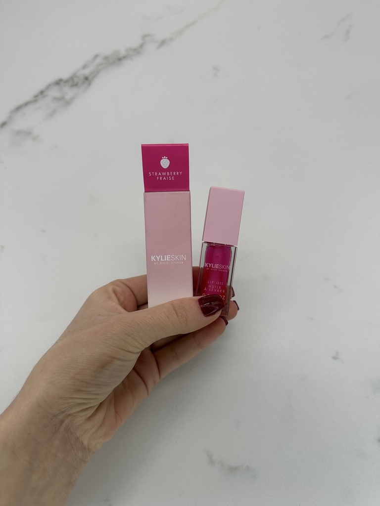 Kylie Skin Lip Oil Strawberry Fraise