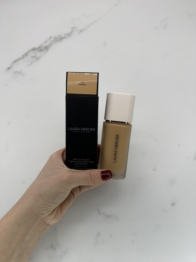 Laura Mercier Real Flawless Foundation 4N1