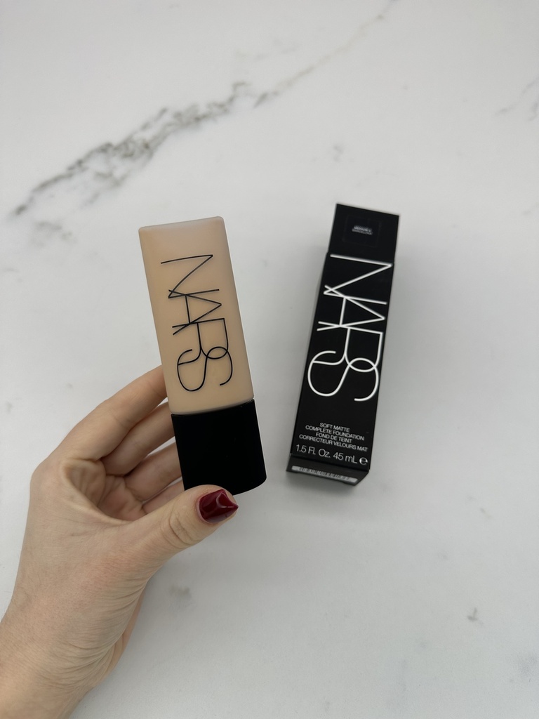 Nars Soft Matte Complete Foundation Barcelona