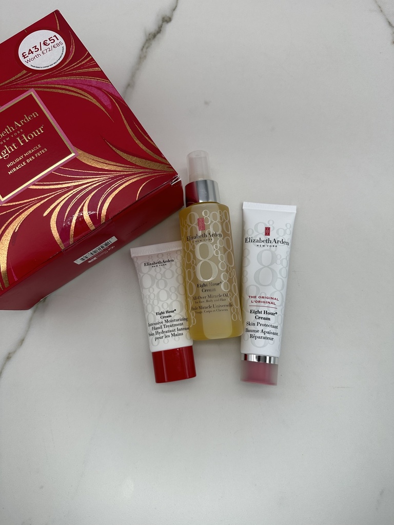 Elizabeth Arden Eight Hour Holiday Miracle Set 