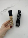 Nars Natural Radiant Longwear Foundation Vienna