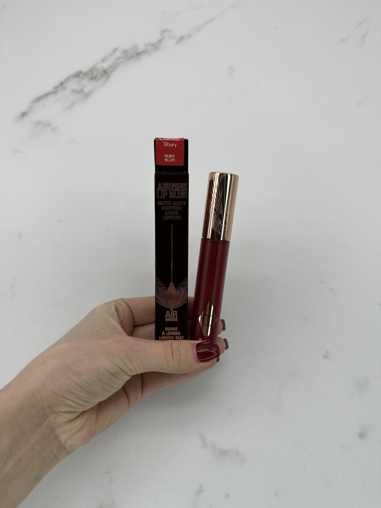 Charlotte Tilbury Air Brush Flawless Lip Blur Ruby Blur 