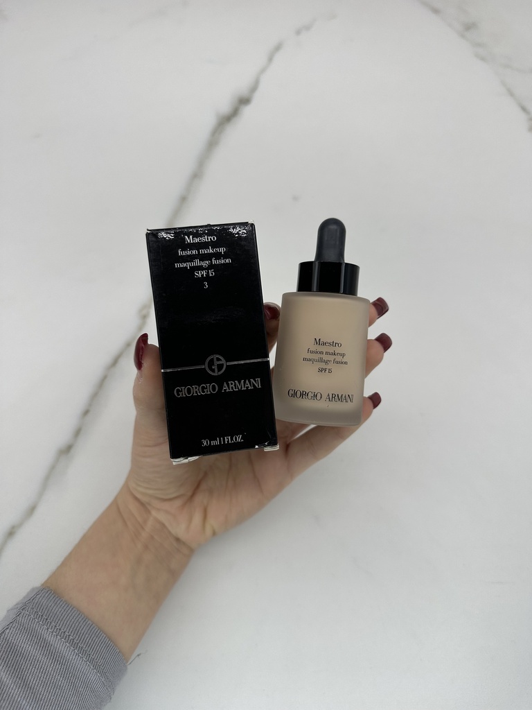 Giorgio Armani Maestro Fusion Makeup Spf 15 3