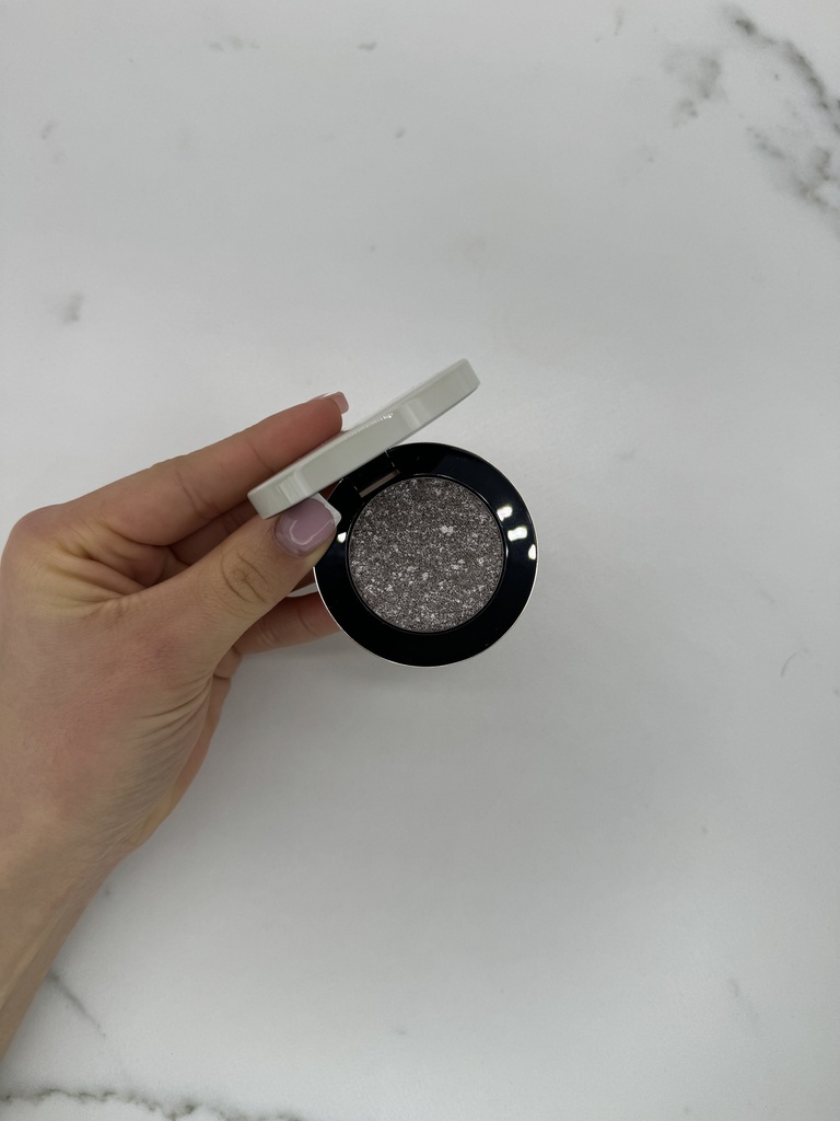 Make Beauty Multi-Chromatic Metal-Reflecting Quartz Eyeshadow 