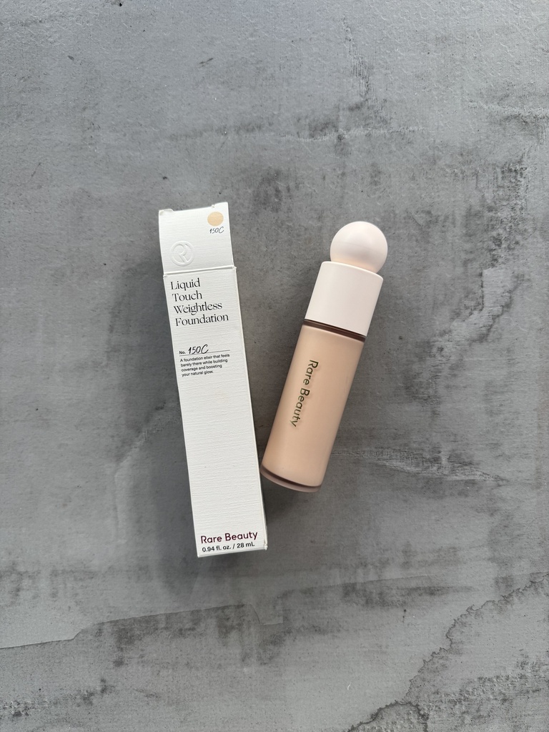 Rare Beauty Liquid Touch Weightless Foundation 150C