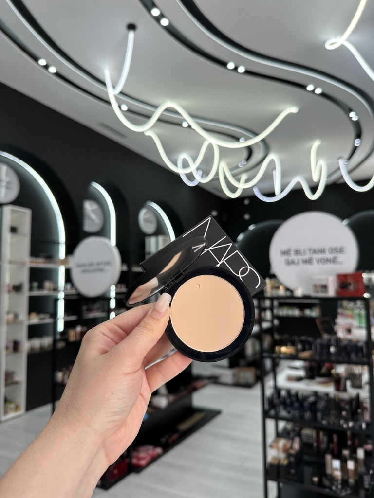 Nars Soft Matte Advanced Perfecting Powder Creek