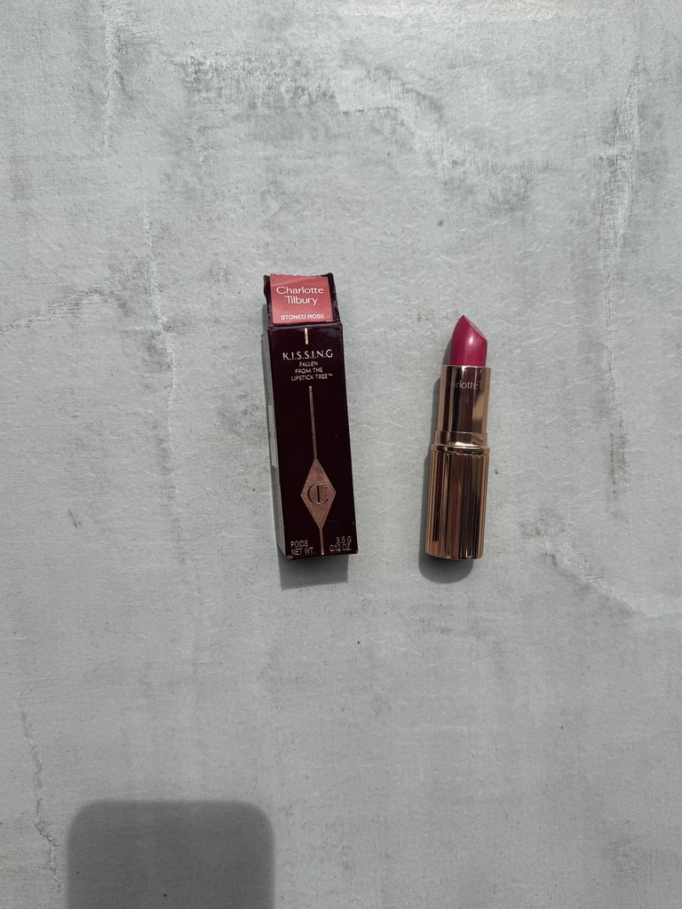 Charlotte Tilbury Kissing Lipstick Stoned Rose 