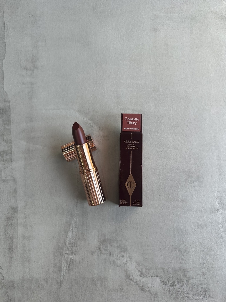 Charlotte Tilbury Kissing Lipstick Night Crimson