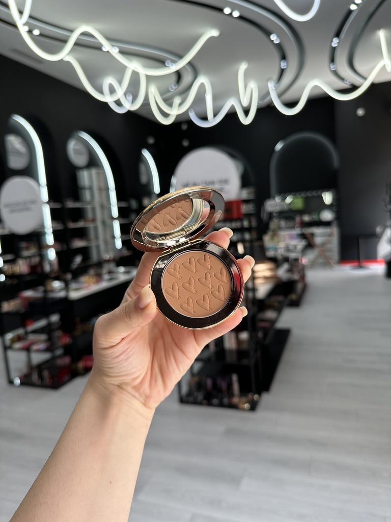 Westman Atelier Beauty Butter Powder Bronzer Pa Sticker Ngjyre Pa Kuti