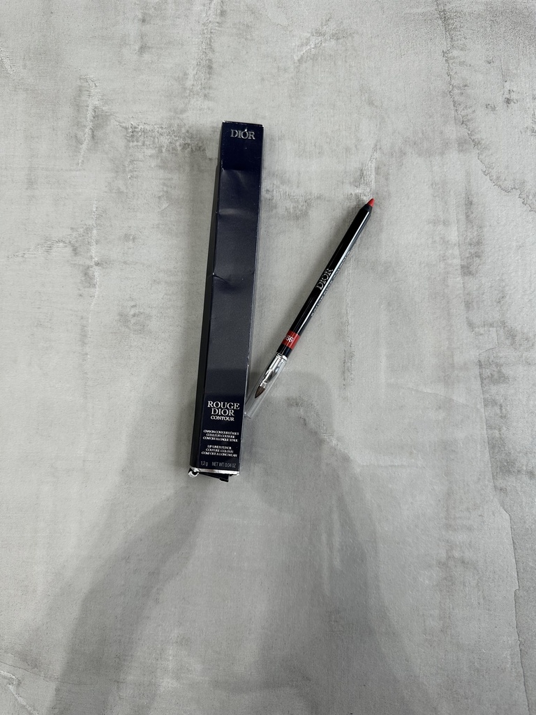 Dior Rouge Contour 999 Lip Liner