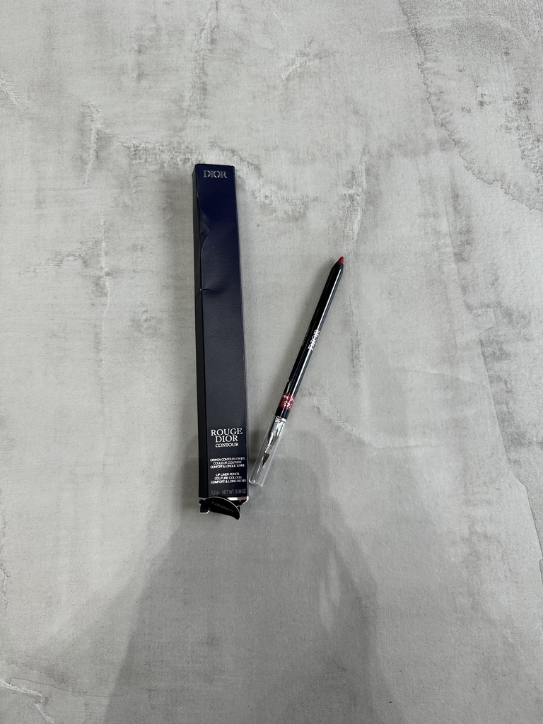 Dior Rouge Contour 743 Lip Liner