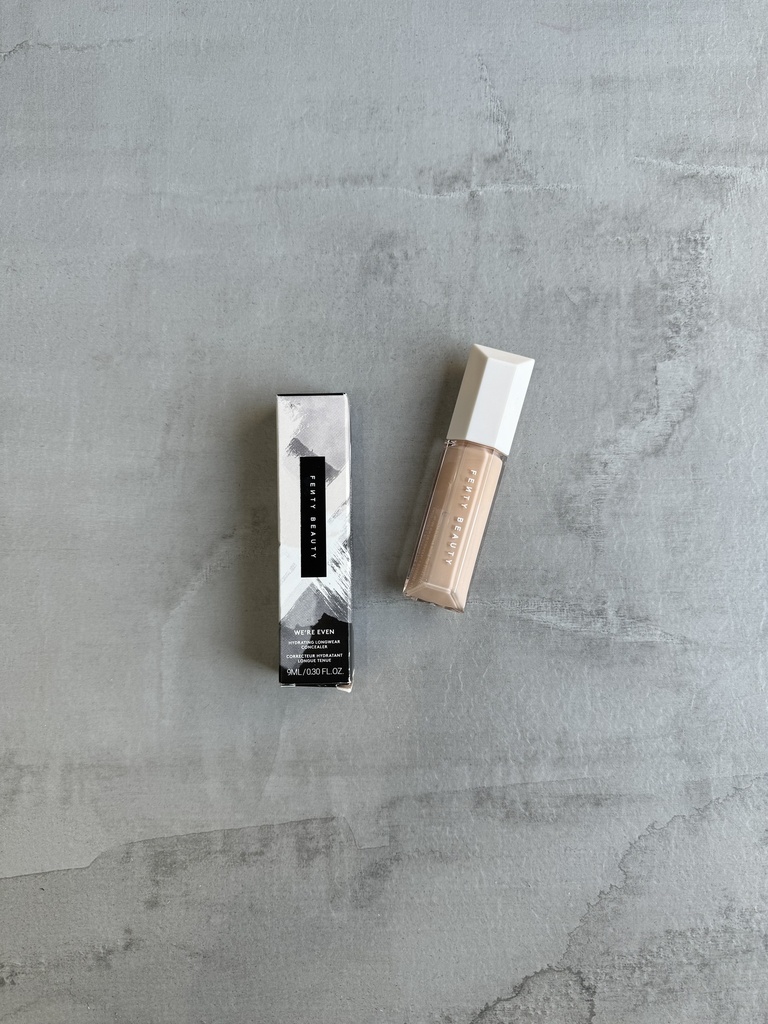 Fenty We're Even Hydrating Longwear Concealer 185C