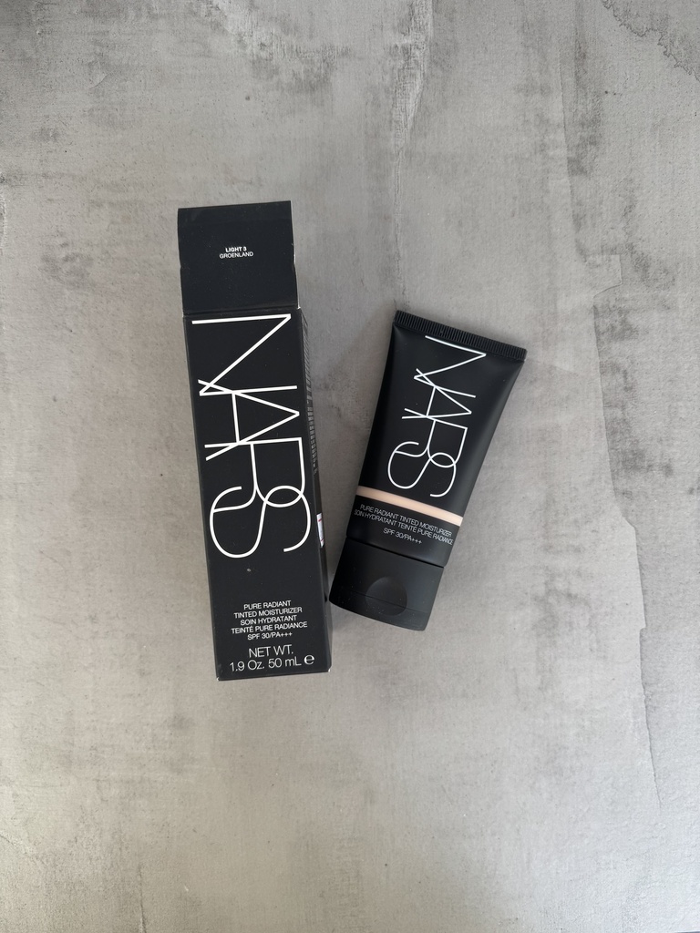 Nars Pure Radiant Tinted Moiturizer SPF30 Groenland
