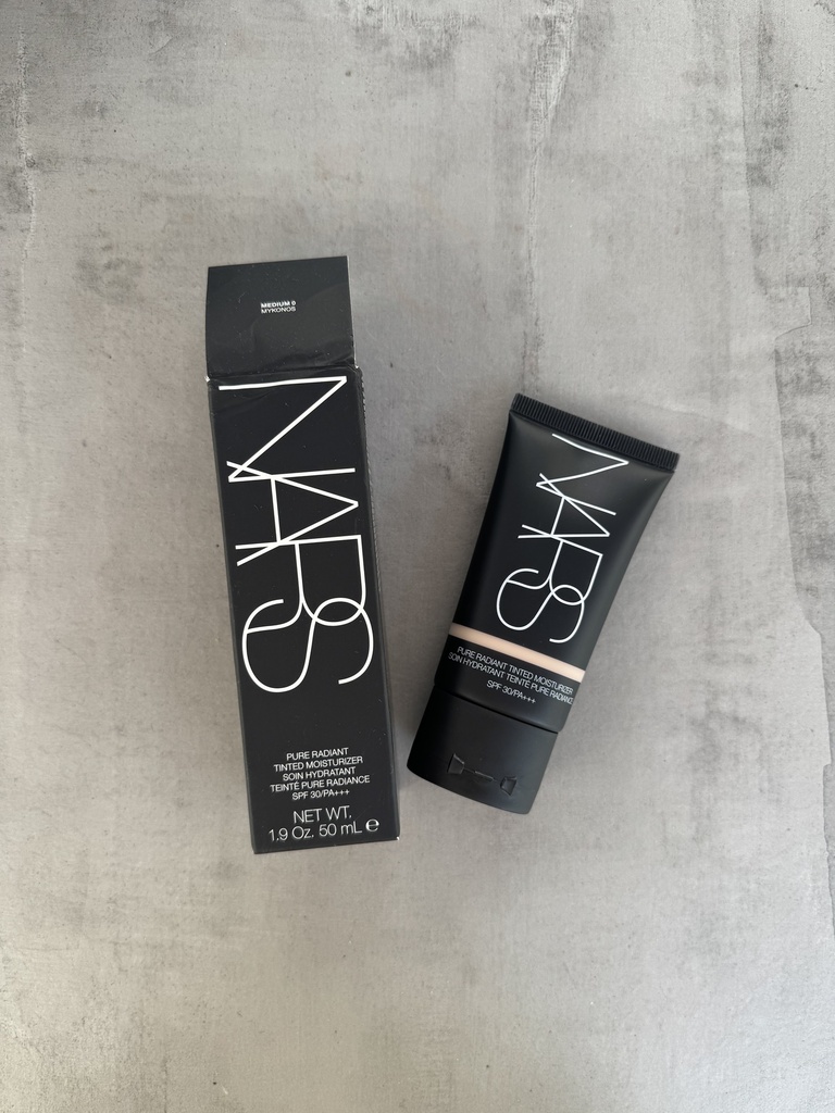 Nars Pure Radiant Tinted Moiturizer SPF30 Mykonos