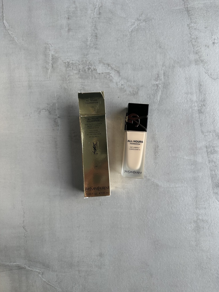 YSL All Hours Foundation LN8 SPF39