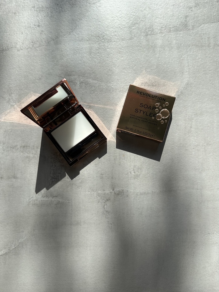 REVOLUTION BROW SOAP STYLER