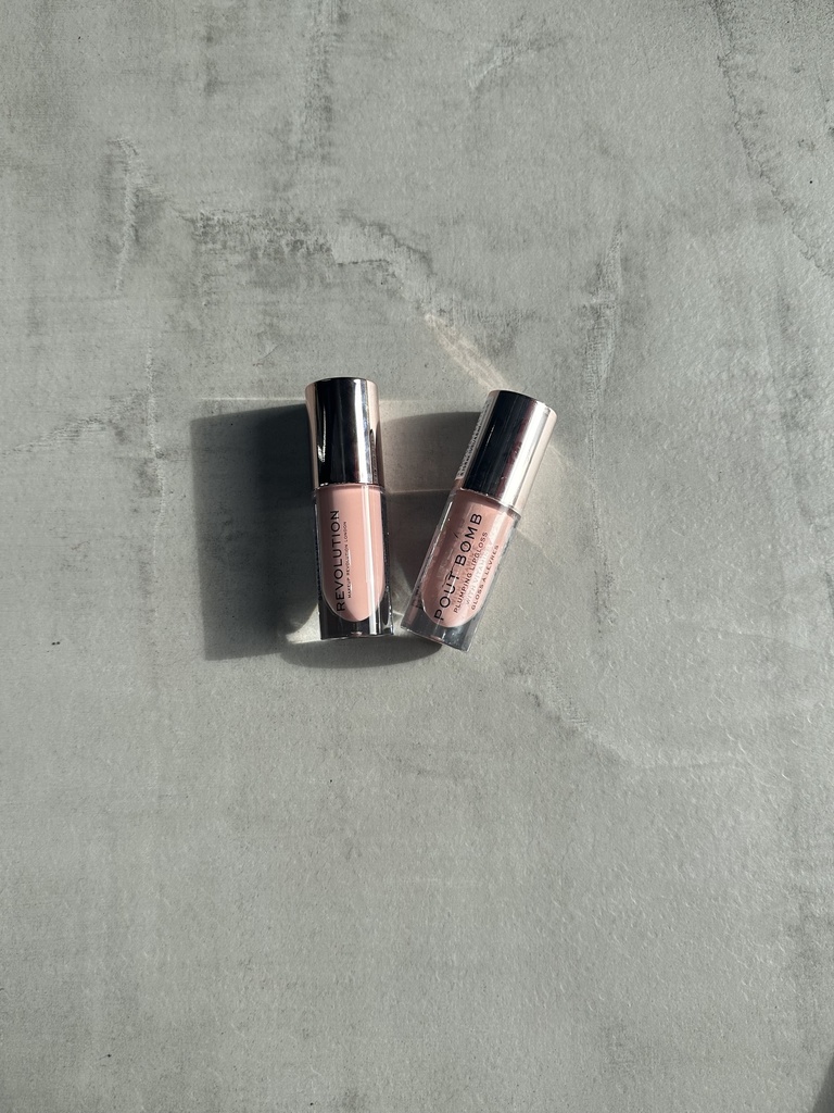 Revolution Pout Bomb Plumbing Lip Gloss Candy Pink