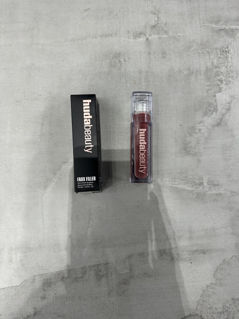 Huda Beauty Faux Filler Gloss Posh